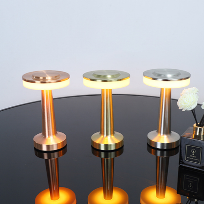 Svart LED-bordslampa med metallfinish – Modern belysning för vardagsrum och kontor, Varmt ljus | Veska