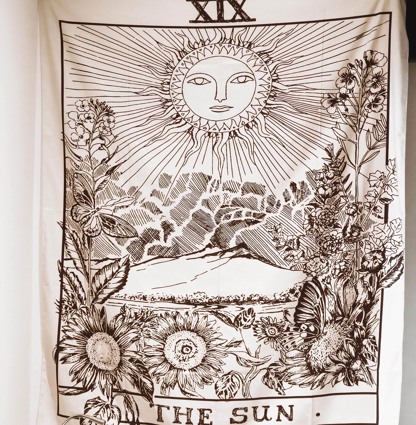 The Sun Tarot Card Tapestry | Veska