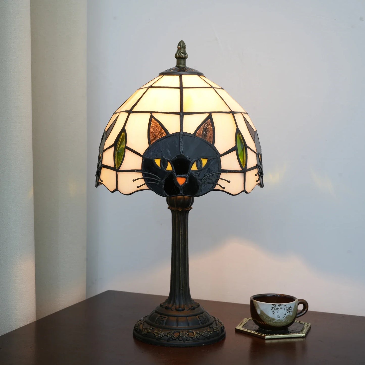 Tiffany Style Katt Lampa | Veska UK