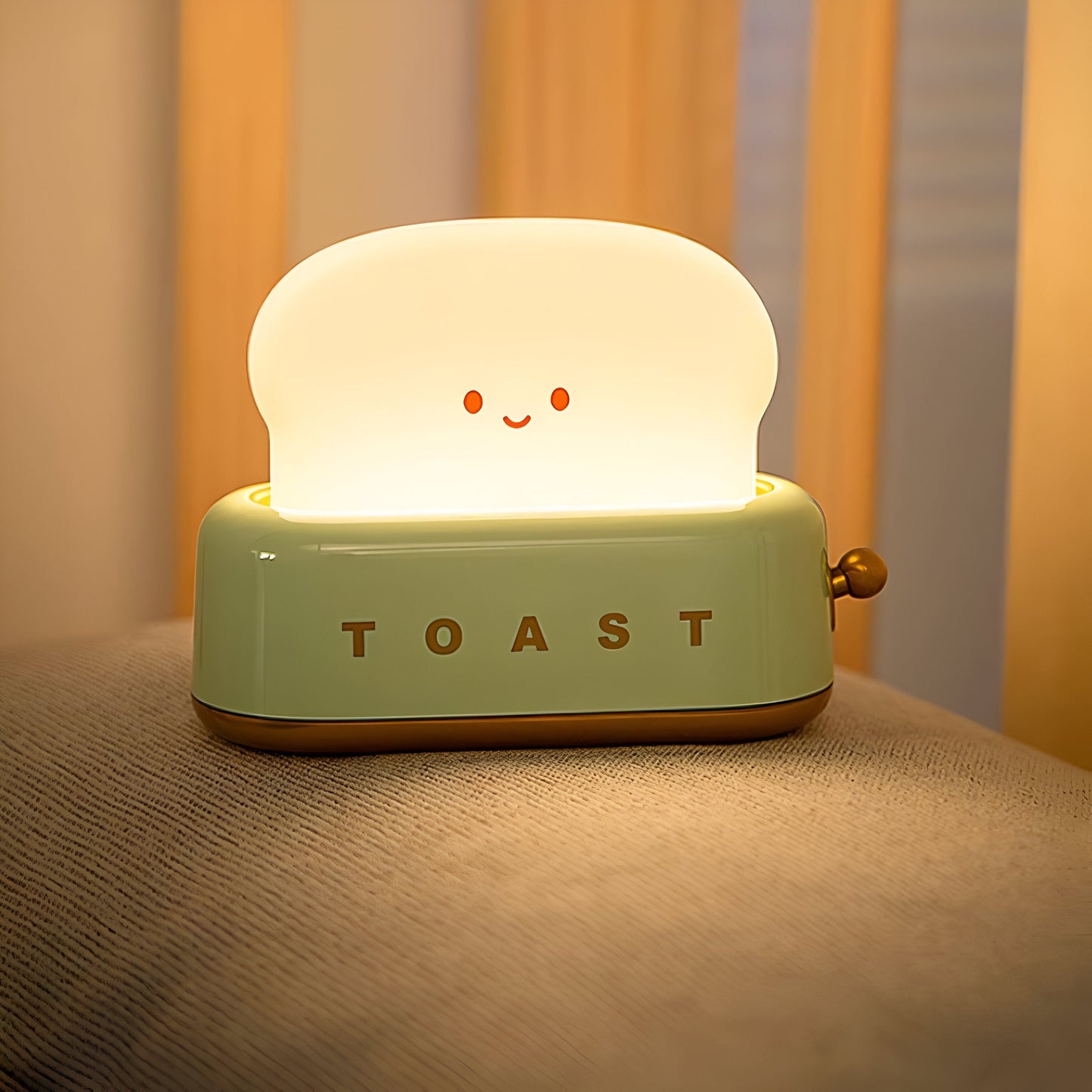 TinyToast Bordslampa – Portabel Brödrost-formad Nattlampa med Dimbar LED & USB-port | Veska