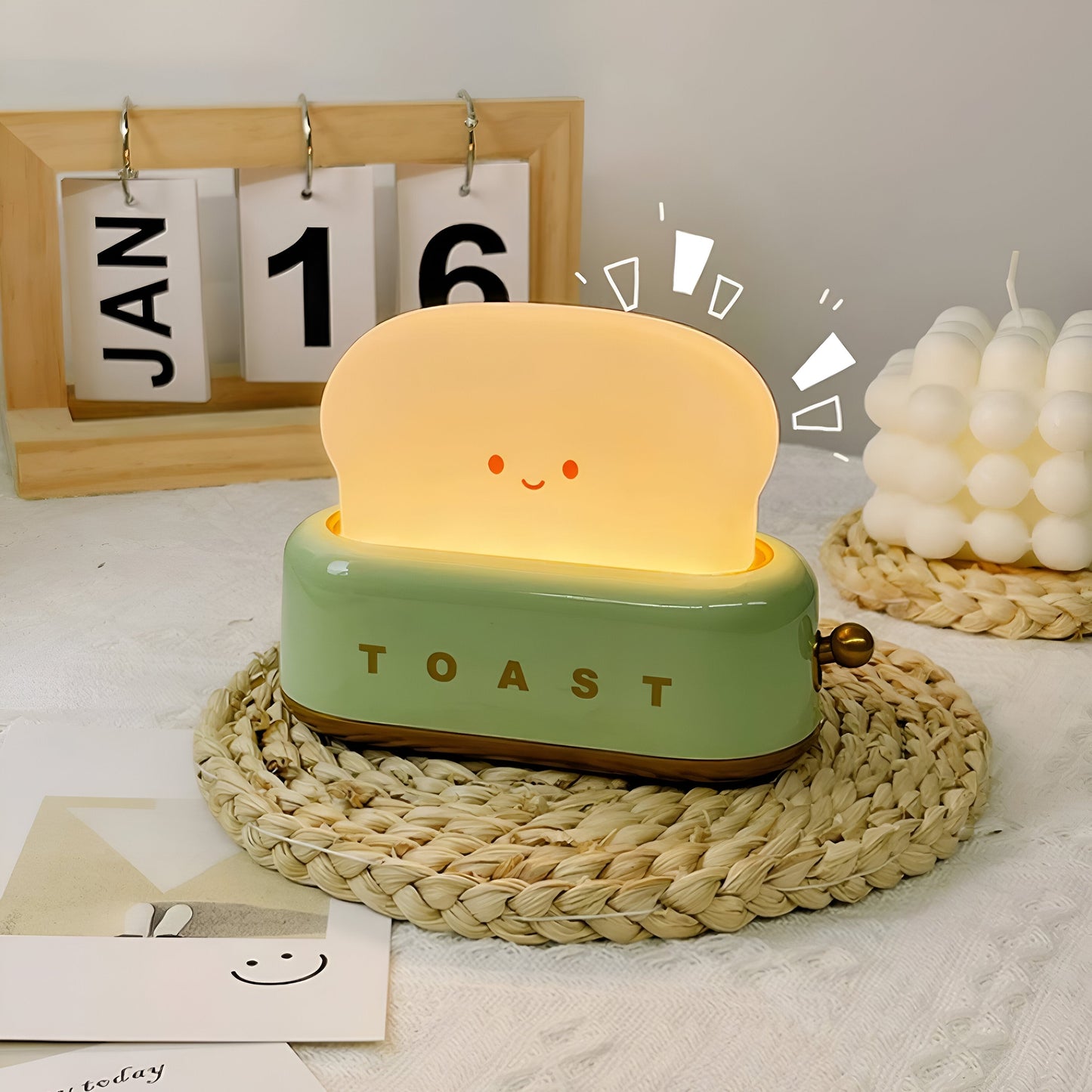 TinyToast Bordslampa – Portabel Brödrost-formad Nattlampa med Dimbar LED & USB-port | Veska