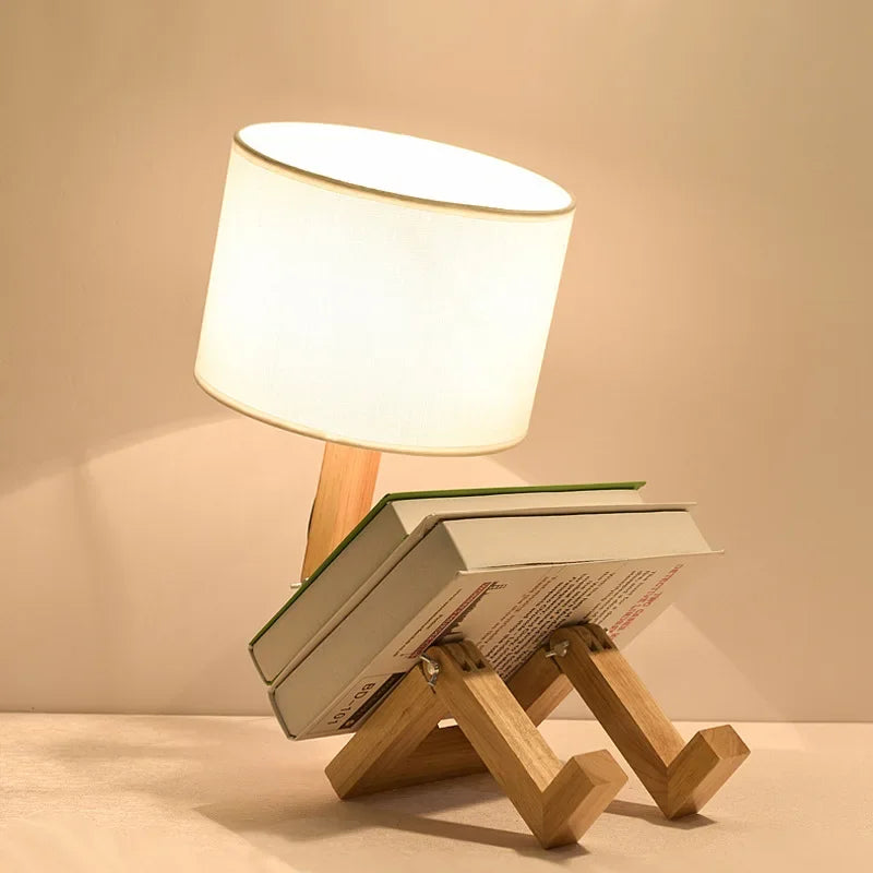 Tr ä bordslampa med bokhållare – Modern design för ditt hem | Veska