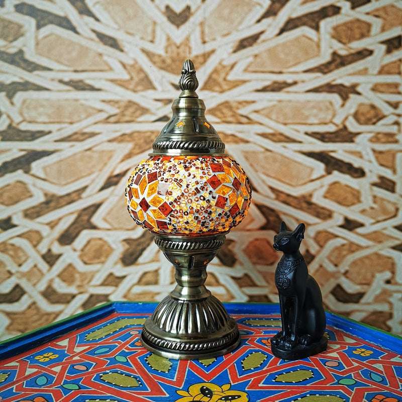 Traditionell Tiffany Oval Glass Iron 1-Ljus Bordslampa för Vardagsrummet | Veska