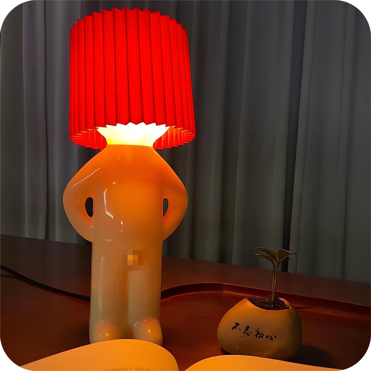 Trådlampa - HappyGlow - Lekfull Design - Ljusar Upp Vilket Rum Som Helst | Veska Röd