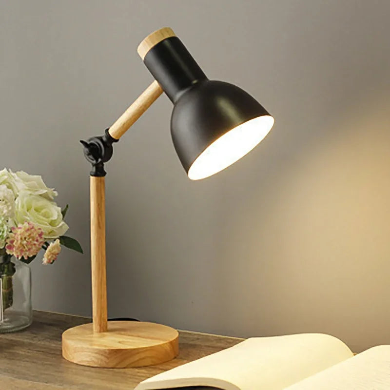Träjusterbar Bordslampa | Nordisk Belysning | Veska Svart