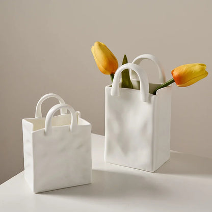 Unique Handle Vase - Modern och Stilig | Veska