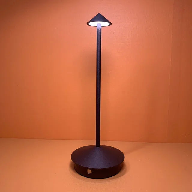 Uppladdningsbar Bordslampa Kreativ Matrum Touch Led Hotell Bar Kaffe Pina Pro Bordslampa Dekorativ Skrivbordslampa | Veska Braun förändringsbar