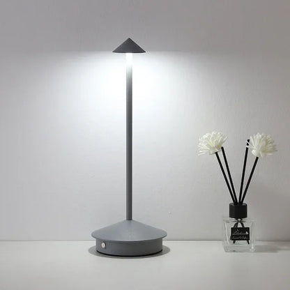 Uppladdningsbar Bordslampa Kreativ Matrum Touch Led Hotell Bar Kaffe Pina Pro Bordslampa Dekorativ Skrivbordslampa | Veska Grå förändringsbar