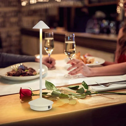 Uppladdningsbar Bordslampa Kreativ Matrum Touch Led Hotell Bar Kaffe Pina Pro Bordslampa Dekorativ Skrivbordslampa | Veska