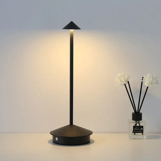 Uppladdningsbar Bordslampa Kreativ Matrum Touch Led Hotell Bar Kaffe Pina Pro Bordslampa Dekorativ Skrivbordslampa | Veska Svart förändringsbar