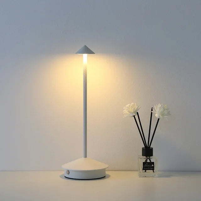 Uppladdningsbar Bordslampa Kreativ Matrum Touch Led Hotell Bar Kaffe Pina Pro Bordslampa Dekorativ Skrivbordslampa | Veska Vit förändringsbar