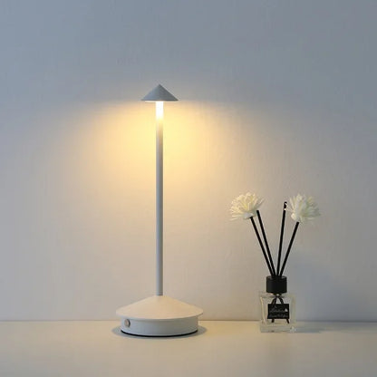 Uppladdningsbar Bordslampa Kreativ Matrum Touch Led Hotell Bar Kaffe Pina Pro Bordslampa Dekorativ Skrivbordslampa | Veska Vit förändringsbar