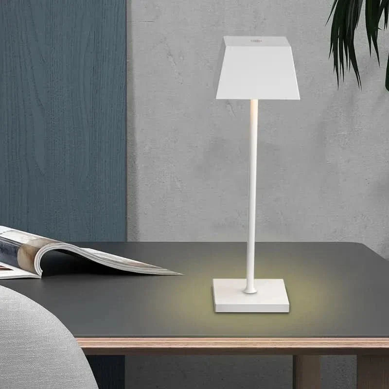 Uppladdningsbar Glow Tap Touch Bordslampa | Veska
