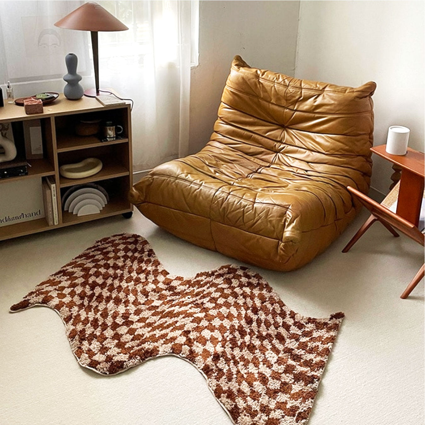 Vågig rutad mini matta | Veska 120x88cm Brun + Beige