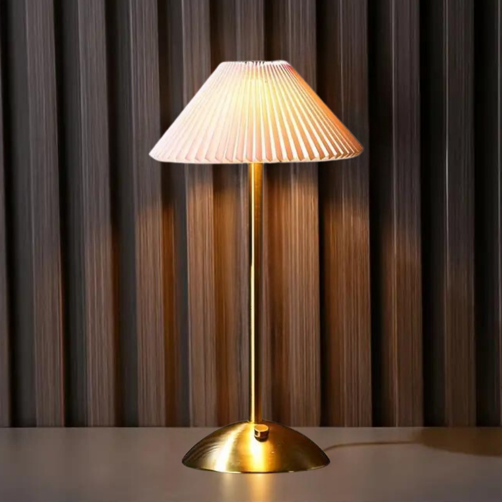 Veska | AuraGlow - Stilren Trådlös Laddningsbar Bordslampa Rosa