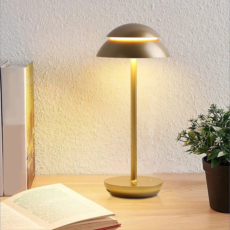 Veska | Aurelia Noire - Uppladdningsbar Trådlös Bordslampa med Inbyggd LED-belysning och Batteri Guld