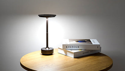 Veska | ClarityGlow Luxe Edition | Trådlös LED Bordslampa