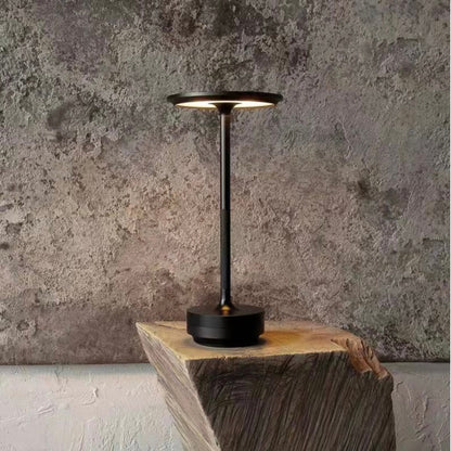 Veska | ClarityGlow Luxe Edition | Trådlös LED Bordslampa