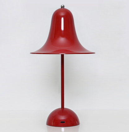 Veska | Classic Cap Trådlamp - Tidlös Design och Hållbart Batteri Röd
