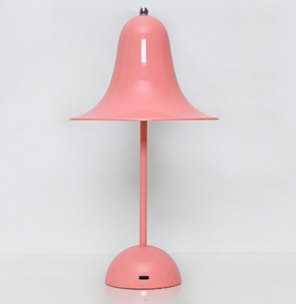 Veska | Classic Cap Trådlamp - Tidlös Design och Hållbart Batteri Rosa