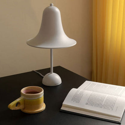 Veska | Classic Cap Trådlamp - Tidlös Design och Hållbart Batteri