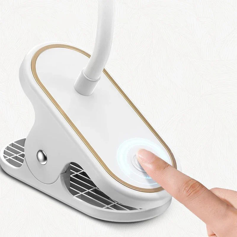 Veska | ClipLuma LED Bordslampa | USB Återuppladdningsbar | 3 Ljusstyrkenivåer | Ögonvänlig | Med Klämmontering