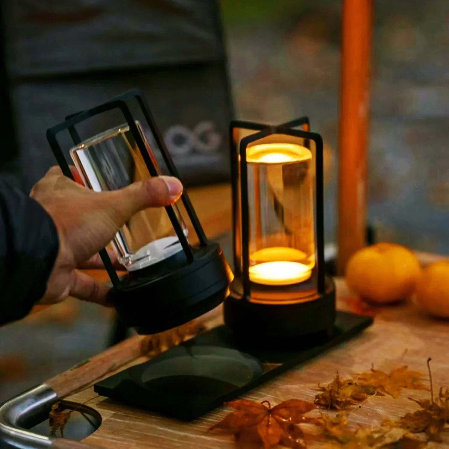 Veska | Cockerbar Laddningsbar Trådlös LuxeGlow Bordslampa - Elegant Trådlös Lampa för Varje Stämning