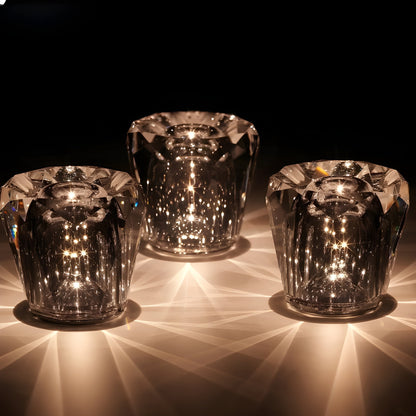 Veska | Crystal Table Lamp VÉLORIA | Diamond Look & 360° Light Play | Wireless & USB Rechargeable | Up to 12 hrs. Light Duration