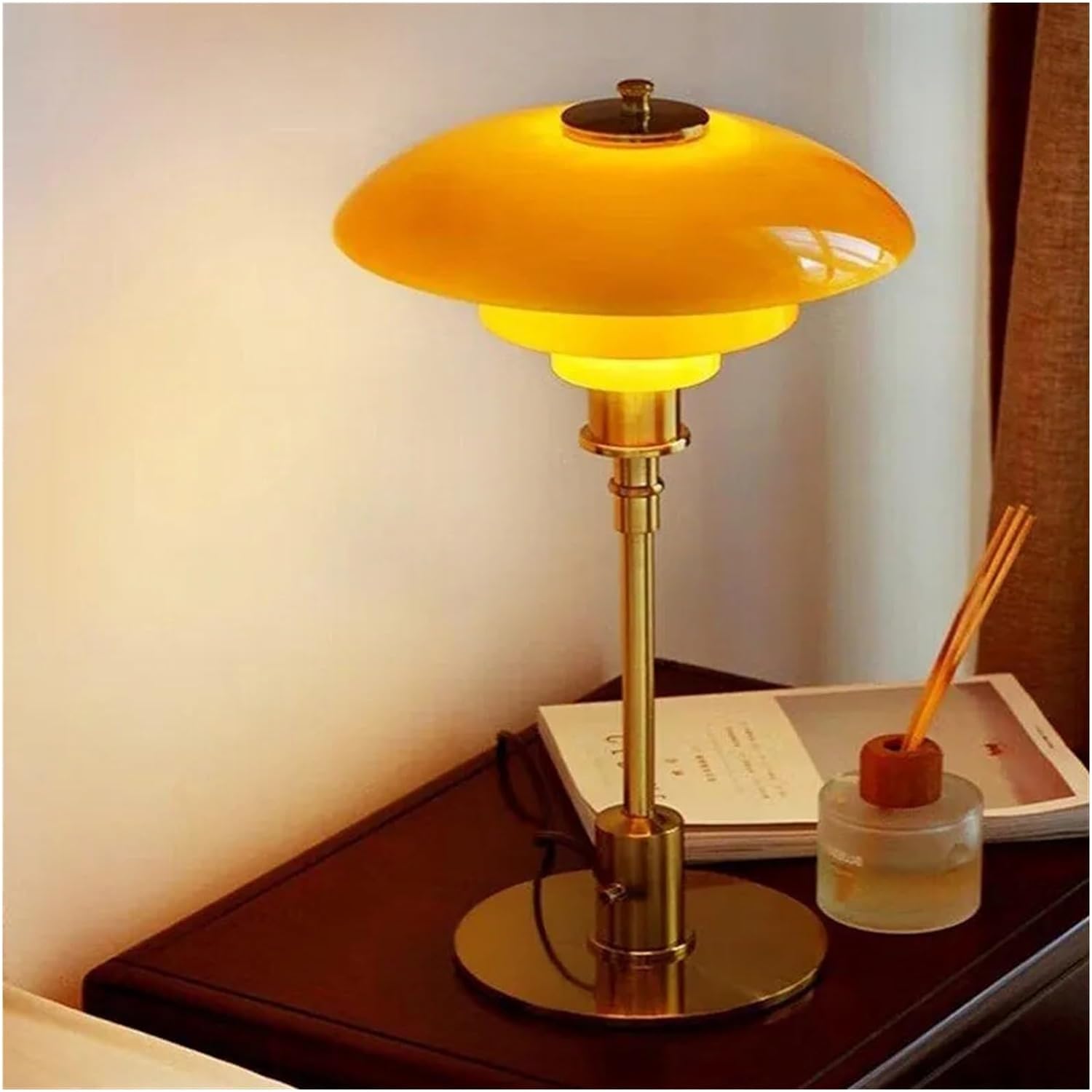 Veska | Eindhoven Leila Designer Nordic LED Bordlampa