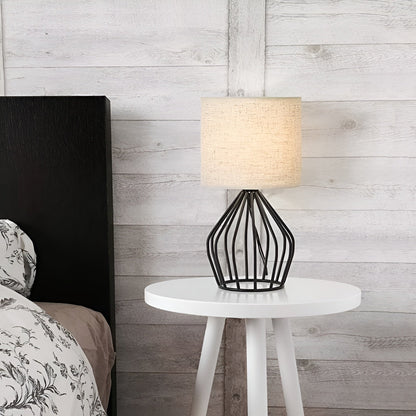 Veska | Elegant Bordslampa med Linneskärm och Metalbas – Perfekt Belysning