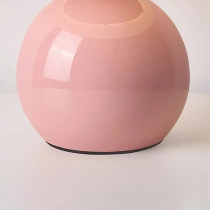 Veska | Elegant Cream Table Lamp – Atmosfärisk Belysning för Hem