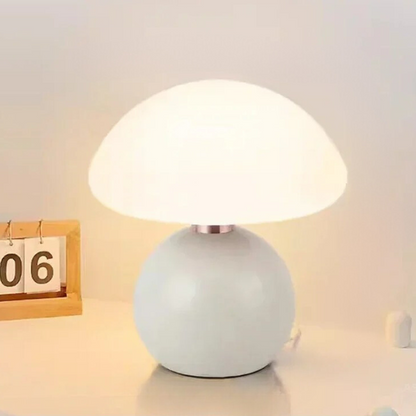 Veska | Elegant Cream Table Lamp – Atmosfärisk Belysning för Hem Vit