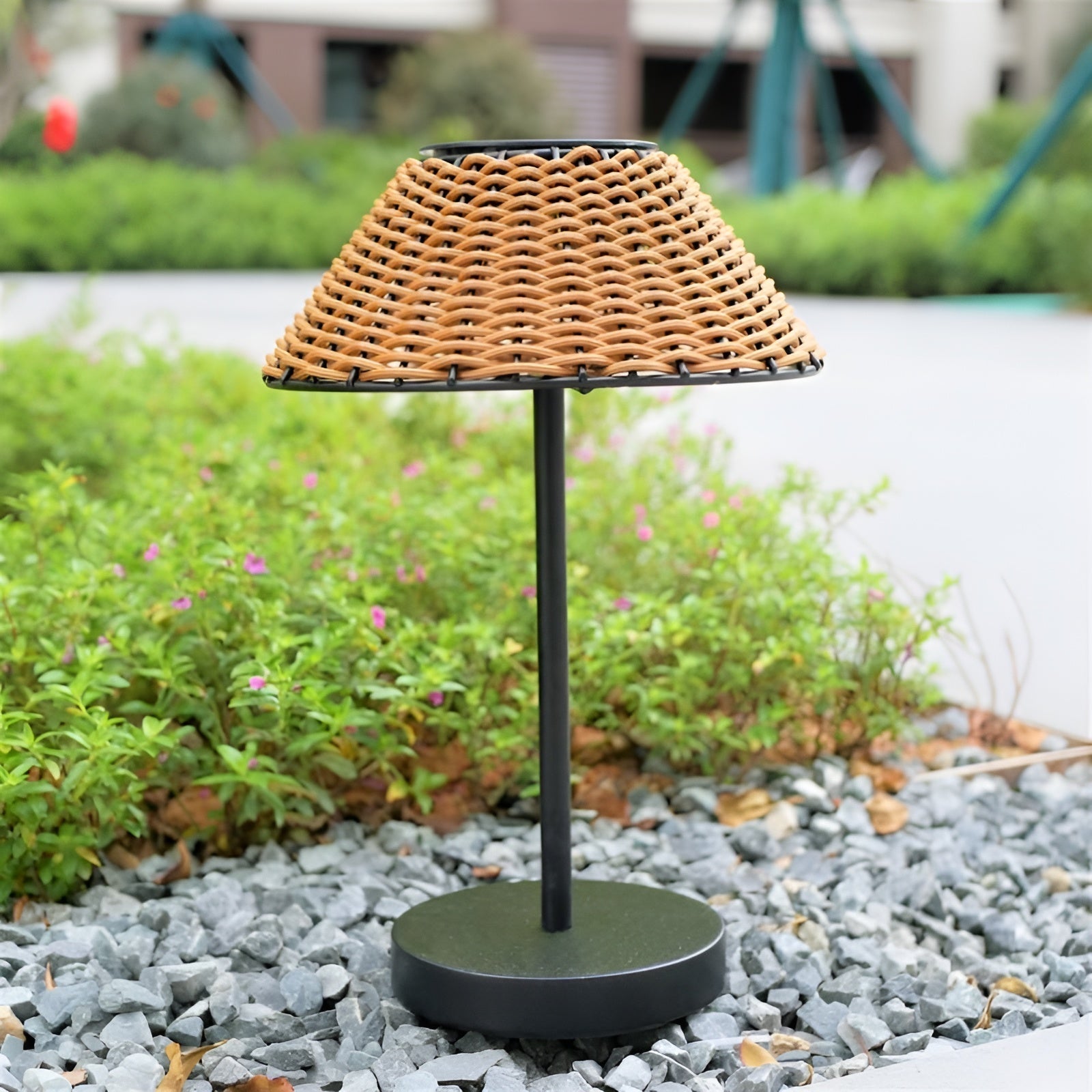 Veska | Elegant GardenWoven Solarbordslampa - Väderbeständig & Energisnål