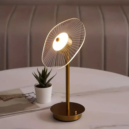 Veska | Elegant LED Skrivbordslampa med Justerbar Design