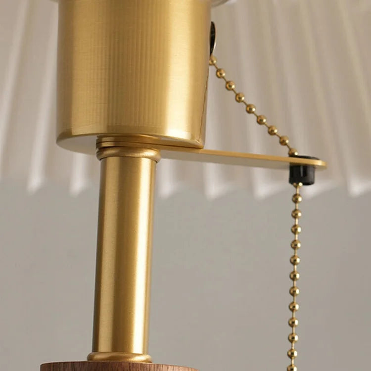 Veska | Elegant Vintage Woodly Bordslampa - Bordslampa med Fältad Design