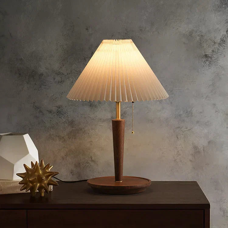 Veska | Elegant Vintage Woodly Bordslampa - Bordslampa med Fältad Design