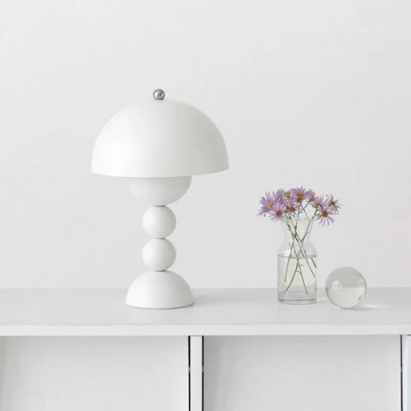 Veska | Eleganza LED Bordslampa - Belysning med stil