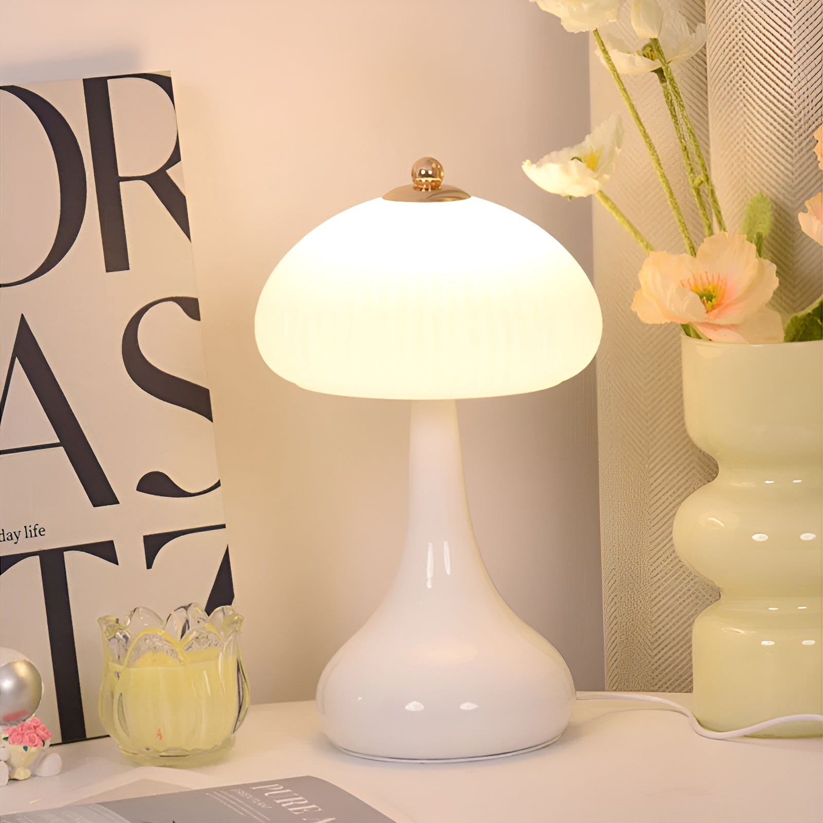 Veska | Eleganza Luxe Bordslampa – Tidslös Svampform med LED-dimningsfunktion i Mjuka Färger