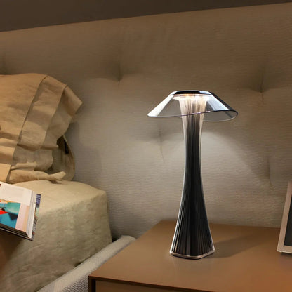 Veska | Gior Luxe Bordslampa – Elegans och Flexibilitet
