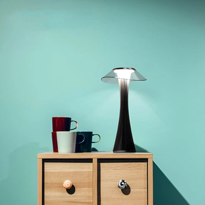 Veska | Gior Luxe Bordslampa – Elegans och Flexibilitet