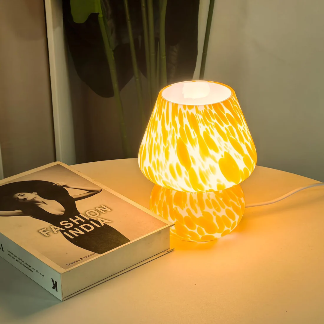 Veska | Glad Svamp Bordslampa