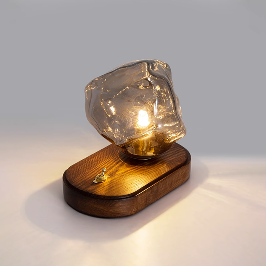 Veska | GlowCraft Bordslampa - Elegant trådlös bordslampa med rörelsesensor Rökgrå och mörkt trä L 20cm x B 12cm x H 15cm