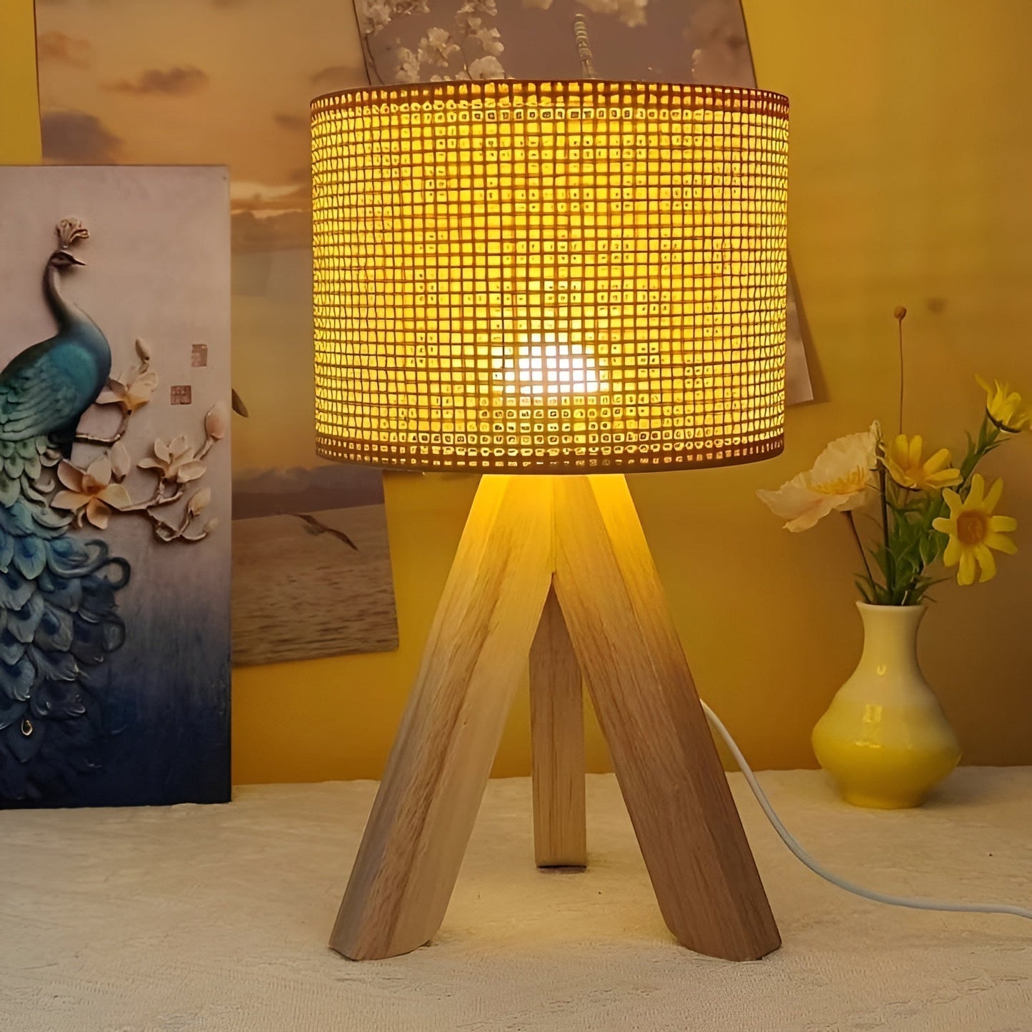Veska | Handgjord Rattan Bordsbelysning med USB och LED - Stilig och Hållbar Design Gul