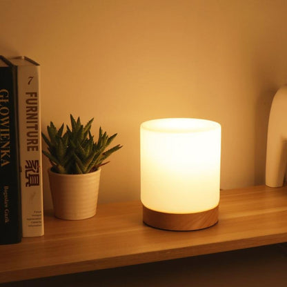 Veska | LumiGlow Raffinerad Glas Bordslampa med Touch-LED