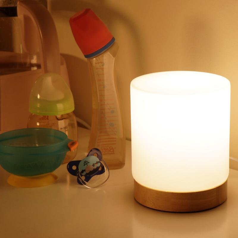 Veska | LumiGlow Raffinerad Glas Bordslampa med Touch-LED