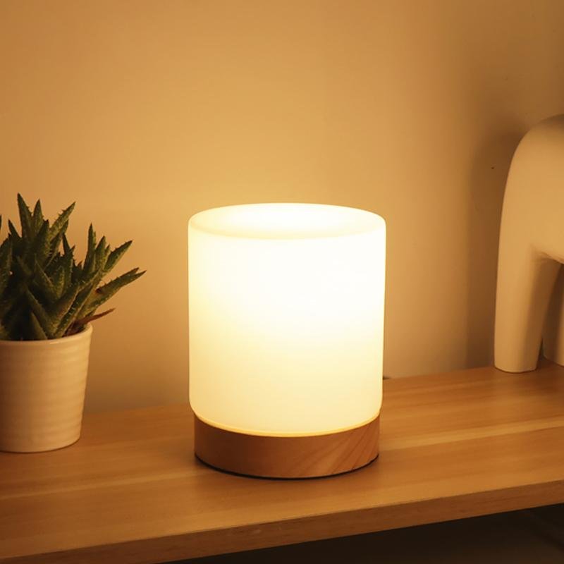 Veska | LumiGlow Raffinerad Glas Bordslampa med Touch-LED