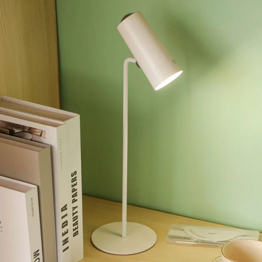 Veska | Lumora LED bordslampa med touch-dimming | Ögonvänlig & uppladdningsbar | USB-C | 2000 mAh batteri | För skrivbord, sängbord & dekoration