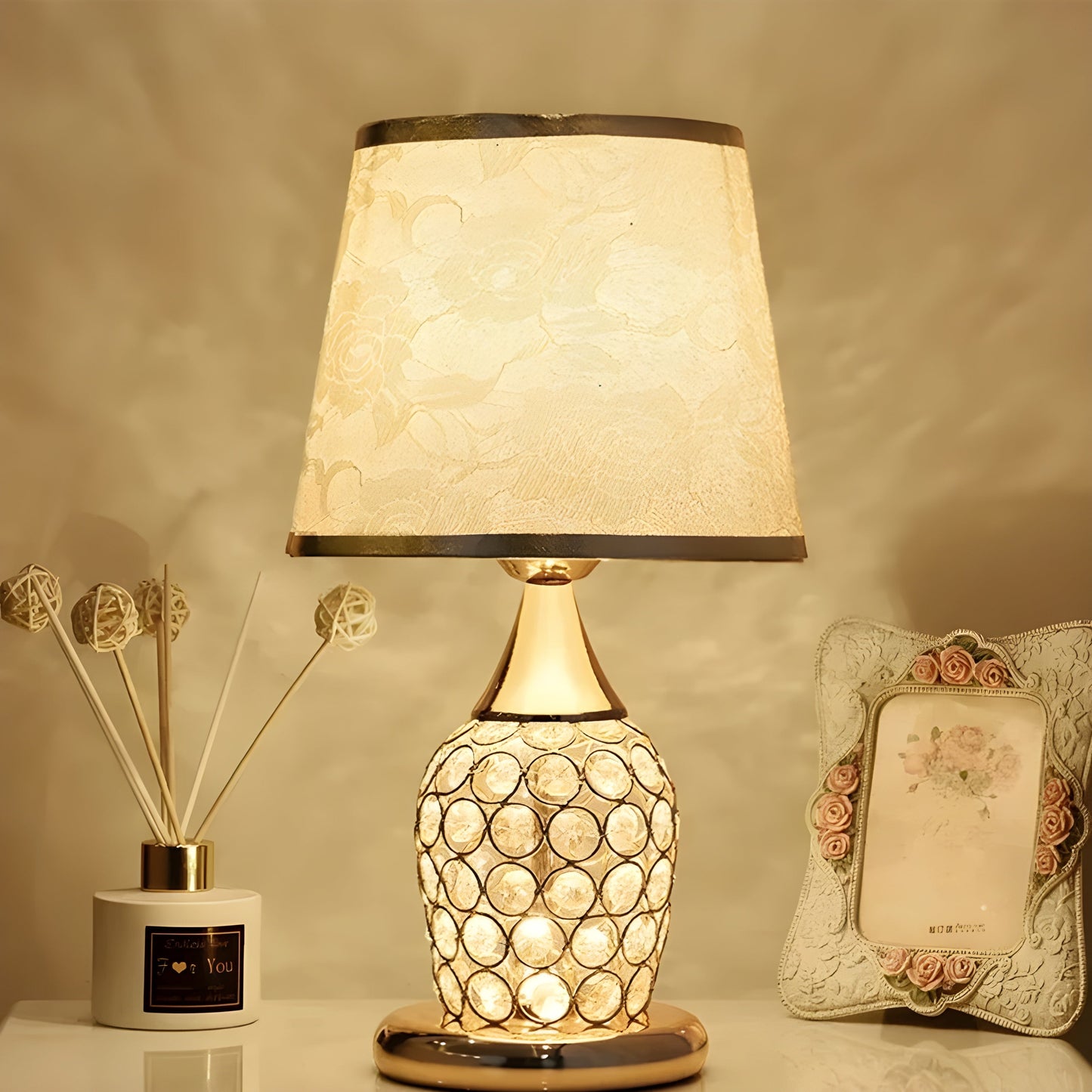 Veska | Lustrelia Crystal Optic Table Lamp | LED-belysning & Touch-funktion | Elegant Ljusspel | 220V | Plast A