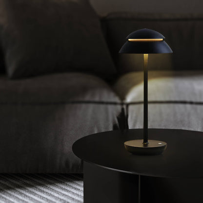 Veska | Luxora - Uppladdningsbar Trådlös Touch Bordslampa