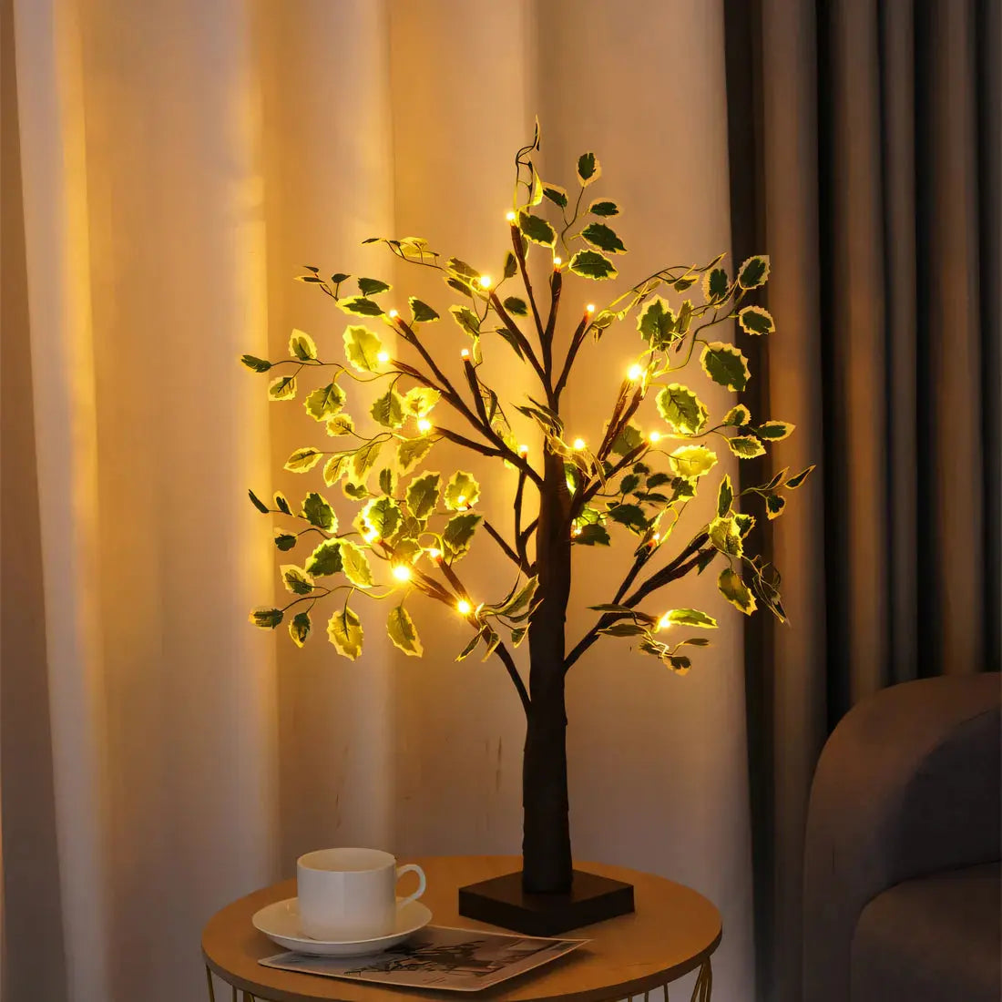 Veska | Magisk BrightTree Bordslampa – Elegant Träd Design med Varm LED Belysning Svart 60 cm